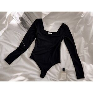 Aritzia Babaton Contour Squareneck Long Sleeve Bodysuit Black Thong Snap Sz S